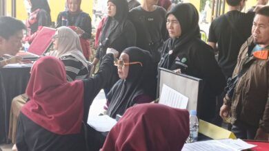 Ratusan Warga Padati GOR Kadrie Oening, Antusias Periksa Mata Gratis di Samarinda