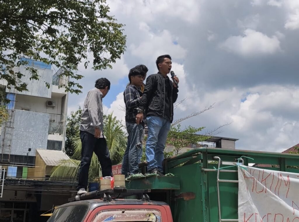 Paiman Diseret ke Pengadilan, Mahasiswa dan Sopir Kalimantan Timur Bergerak