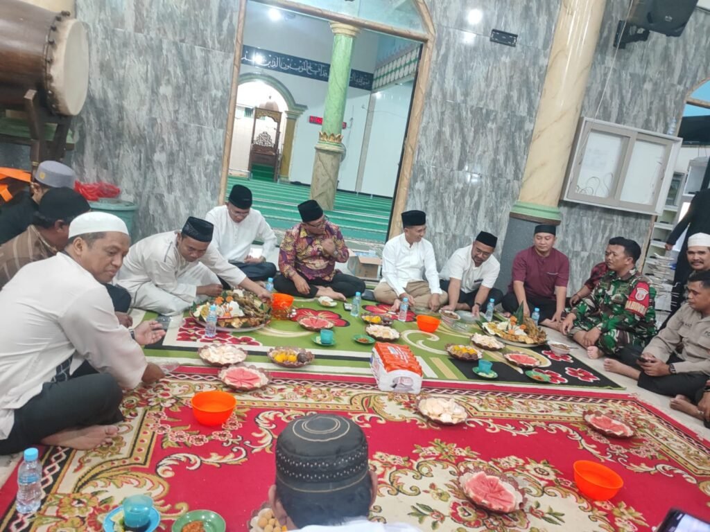 Syukuran Ambulans Masjid Al-Azhar, Pemkot Samarinda Ajak Warga Rawat Fasilitas Bersama