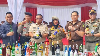 Musnahkan Miras Ilegal, Saefuddin Zuhri Sebut Upaya Selamatkan Generasi Muda dari Bahaya Alkohol