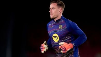 Ter Stegen Bertahan