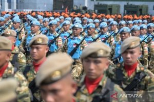 Kehormatan Bangsa - Presiden Prabowo Subianto memberikan arahan strategis mengenai pentingnya menjaga kedaulatan dan kehormatan bangsa kepada jajaran prajurit TNI.