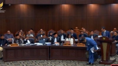 sidang MK Gibran - Ahli hukum Muhammad Rullyandi saat memberikan keterangan dalam persidangan sengketa ijazah di Mahkamah Konstitusi, Jakarta.