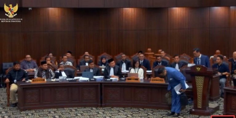 sidang MK Gibran - Ahli hukum Muhammad Rullyandi saat memberikan keterangan dalam persidangan sengketa ijazah di Mahkamah Konstitusi, Jakarta.